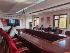 工業(yè)園區協(xié)同商務(wù)局來(lái)公司調研
